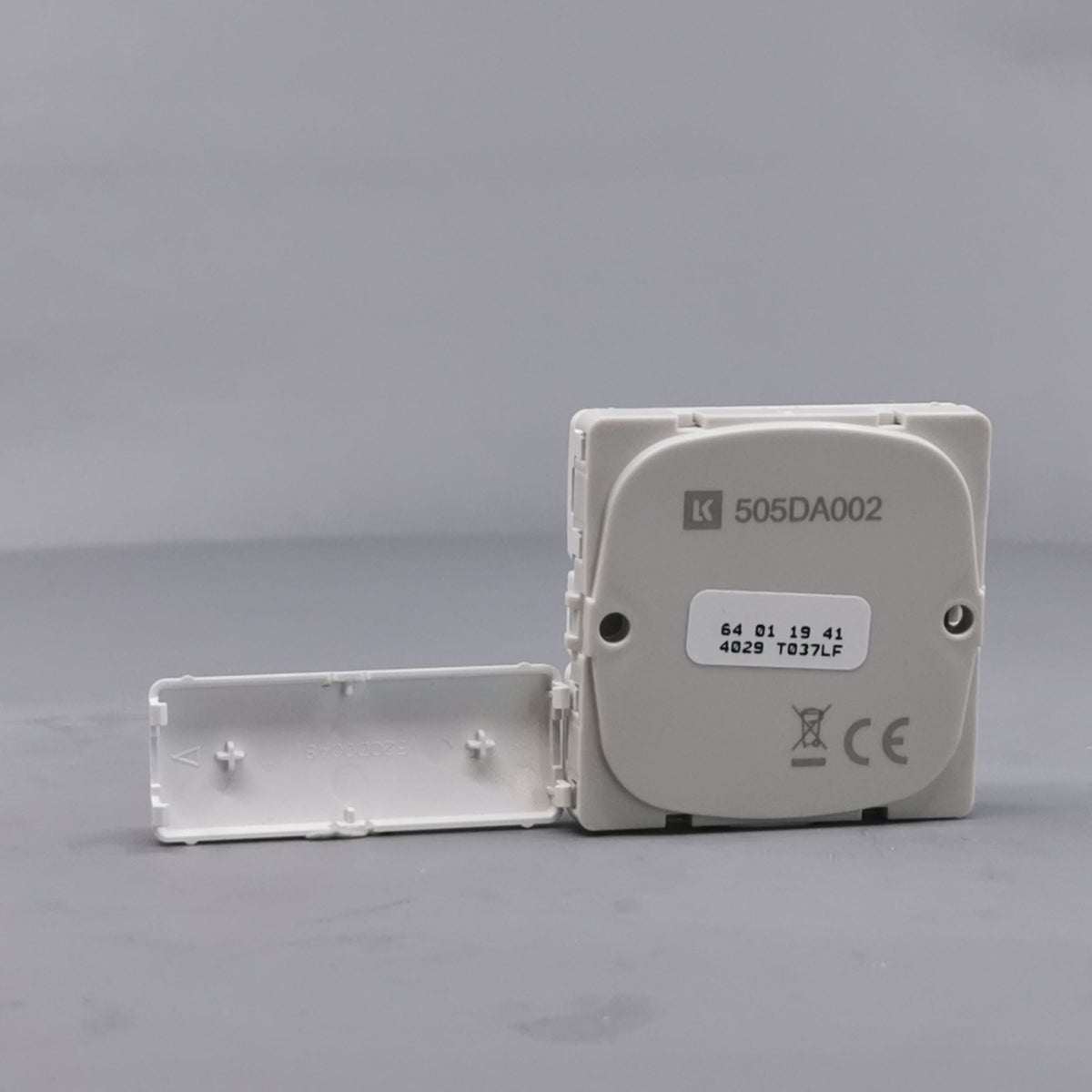 IHC Wireless FUGA Batteritryk 4 sl. hvid (360° frame 12)