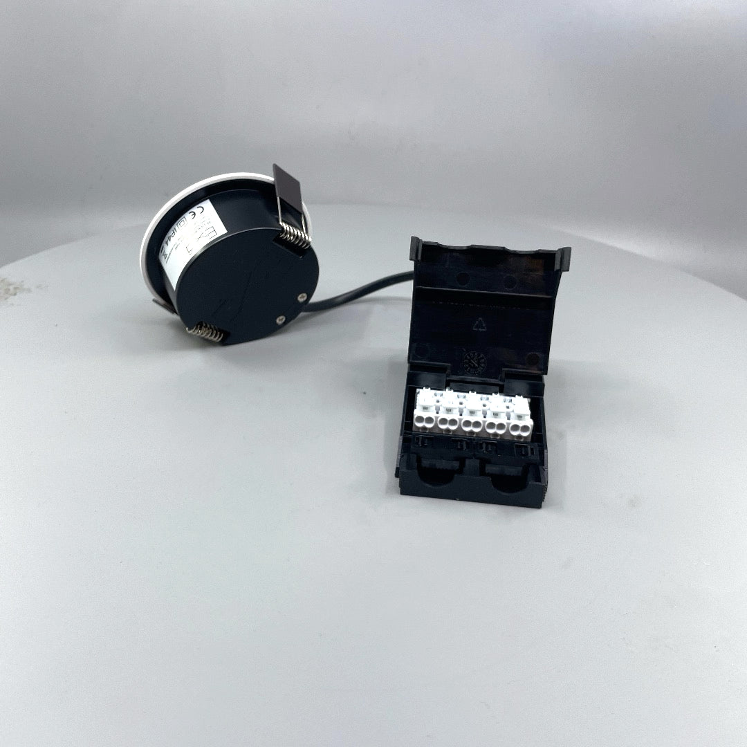 Daxtor EXO 30 Low Profile LED downlight 6W 3000K – mat hvid (360° frame 11)