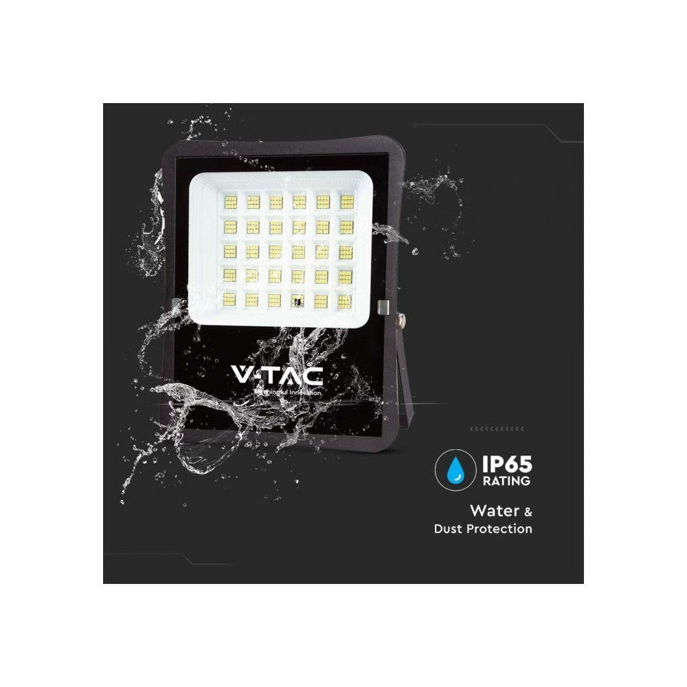 V-Tac 300W Solcelle projektør LED - Sort, inkl. solcelle, fjernbetjening, IP65. Effekt: 20W. 2400lm. RA80. IP65.