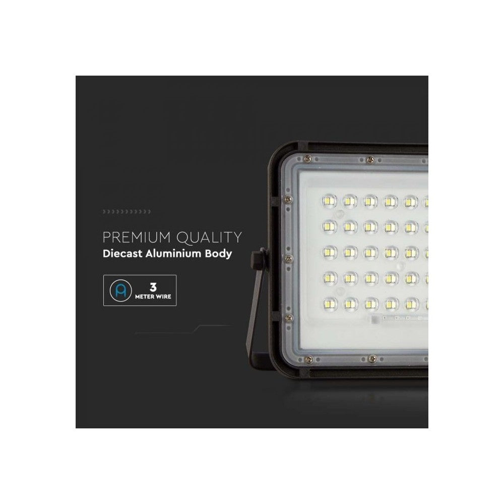 V-Tac 40W Solcelle projektør LED - Sort, inkl. solcelle, fjernbetjening, indbygget batteri, IP65 - 6W, 400lm, RA80, IP65