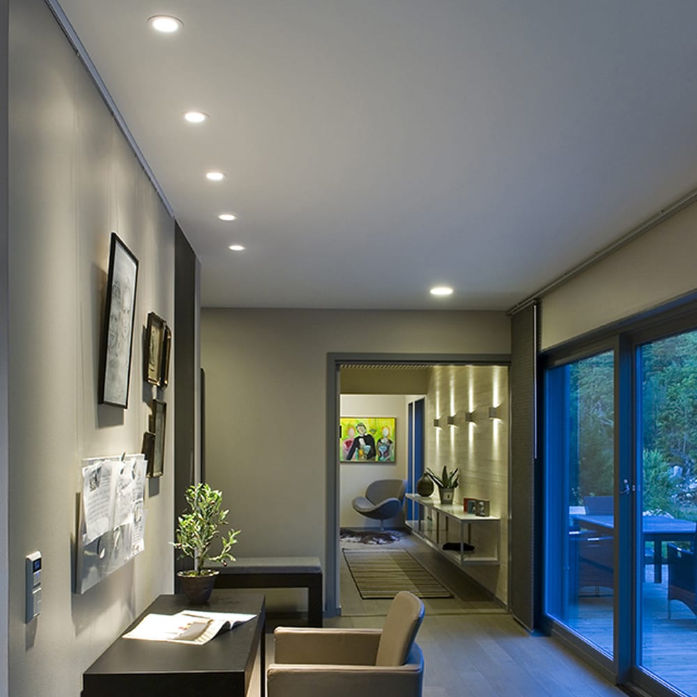 JUNISTAR SOFT 9W LED 2700K MATHVID