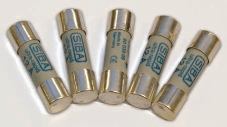 SIKRING KER. 10X38 500V GL 10A
