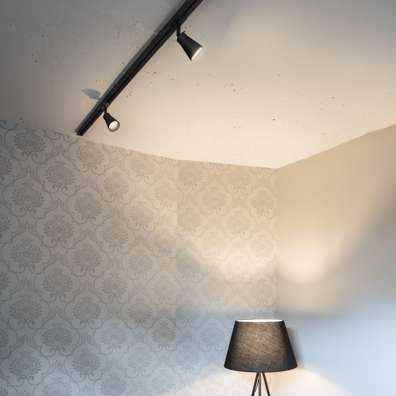 AVO spot med adapter1F, GU10, sort