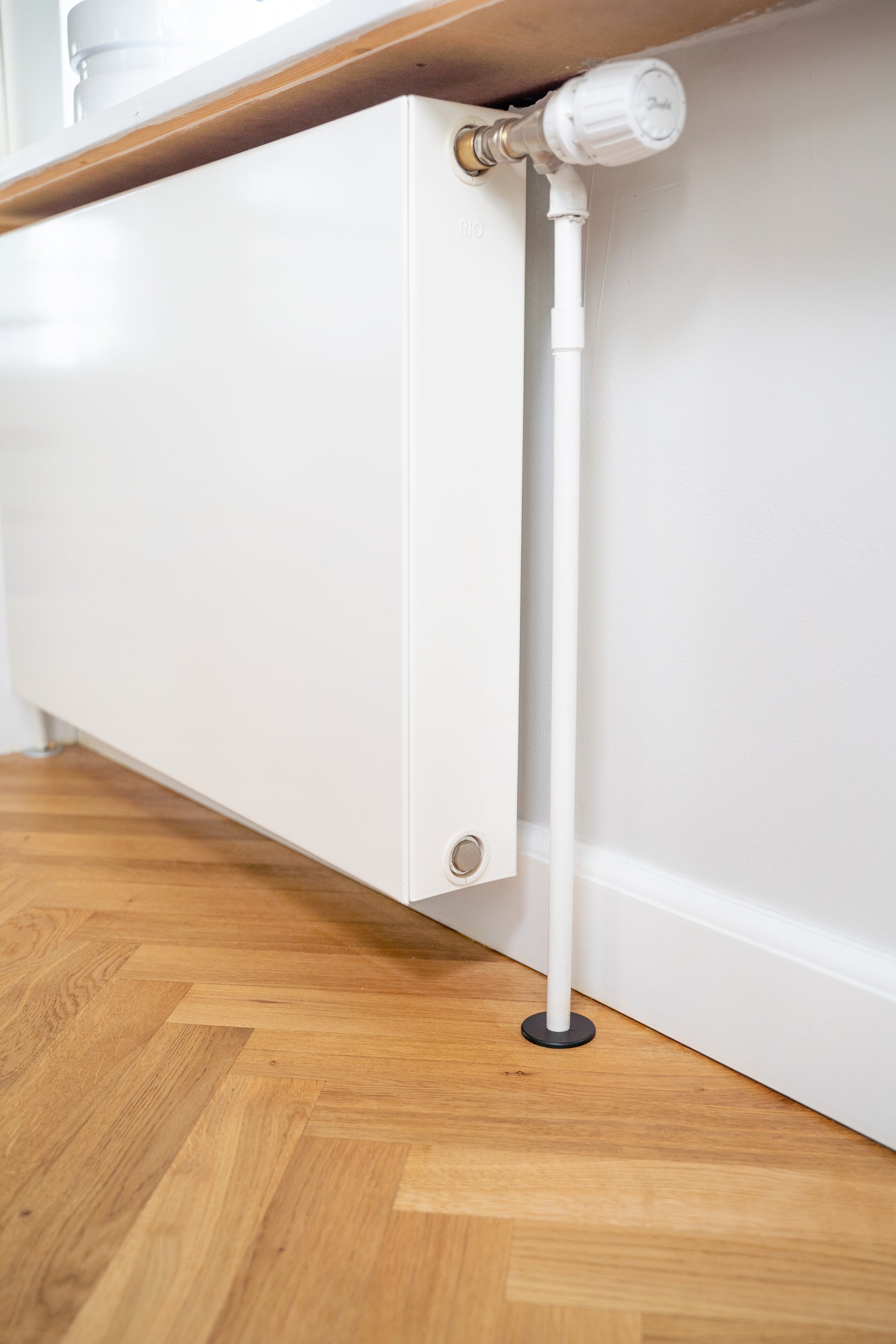 Alu Fit Rosette Ø22 Sort