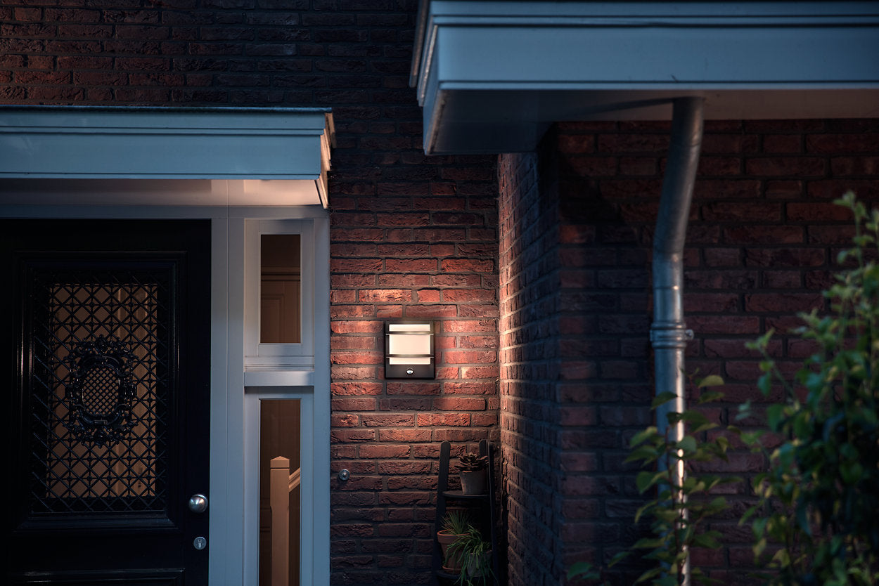 MyGarden Petronia Væglanterne med sensor anthracit 1x12W, 827