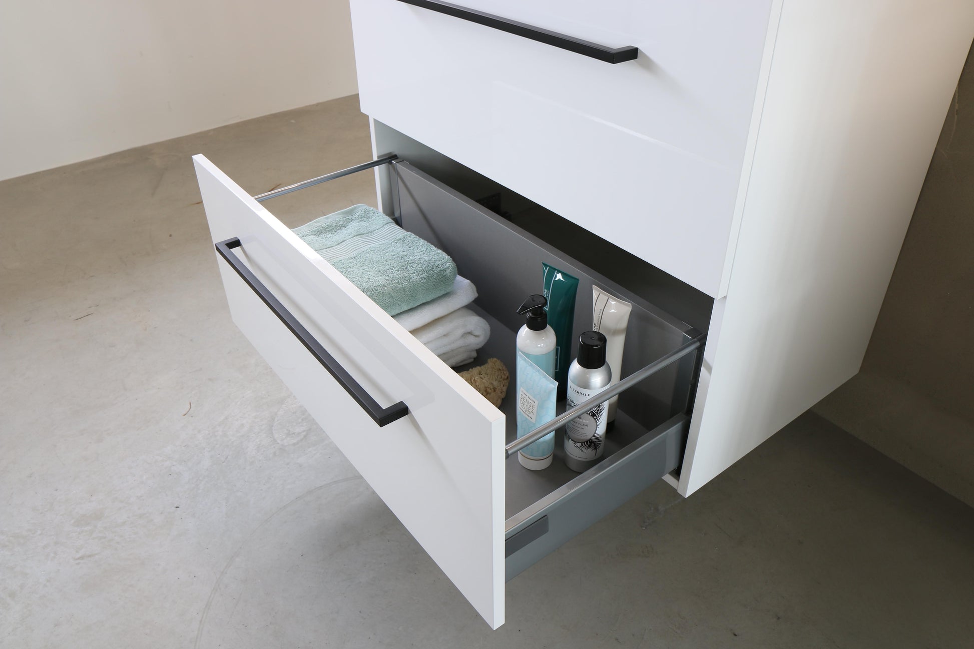Sanibell Basicline møbelsæt 51x46,5cm hvid højglans