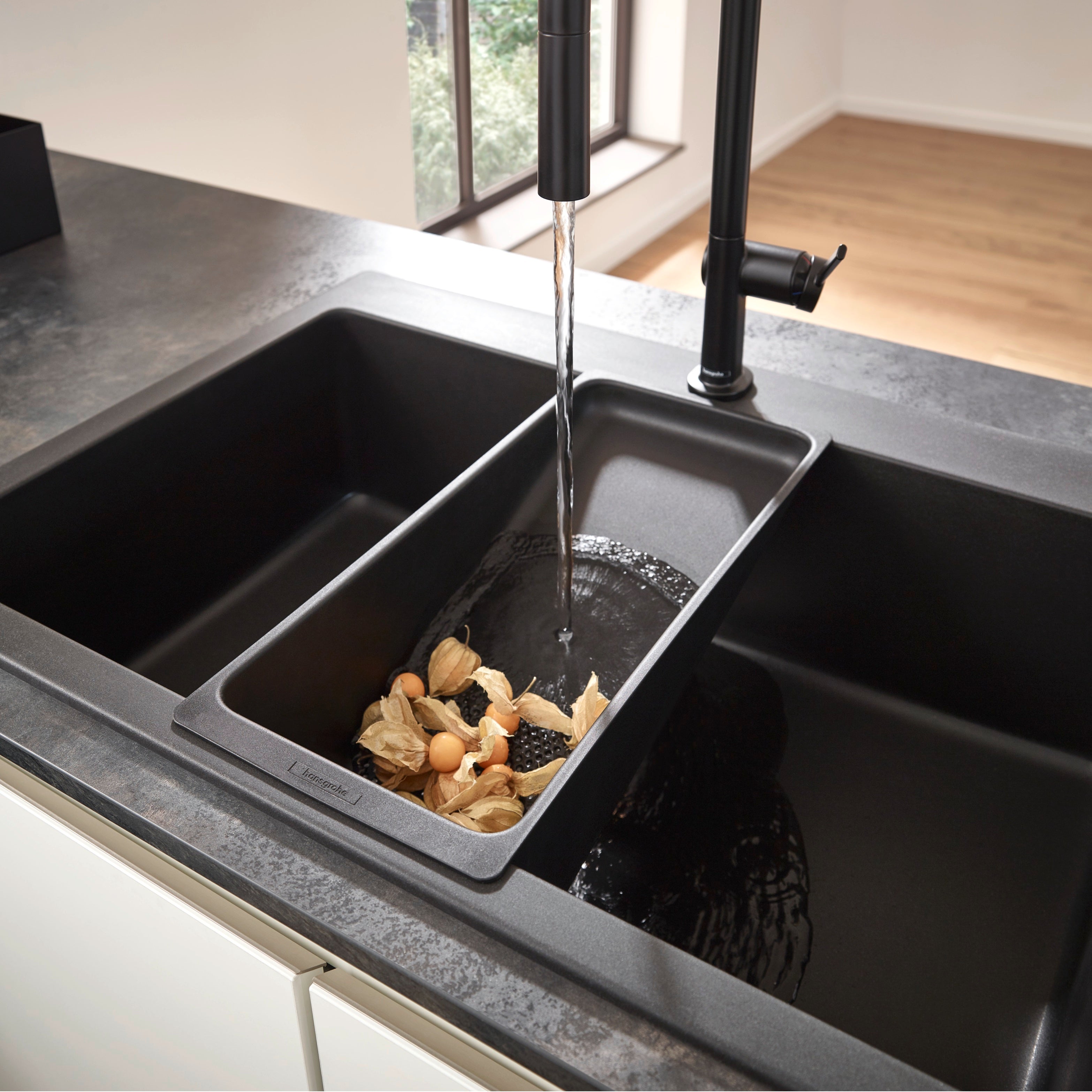 Hansgrohe Talis M54 210 køkkenarmatur med udtræk, 2jet, mat sort