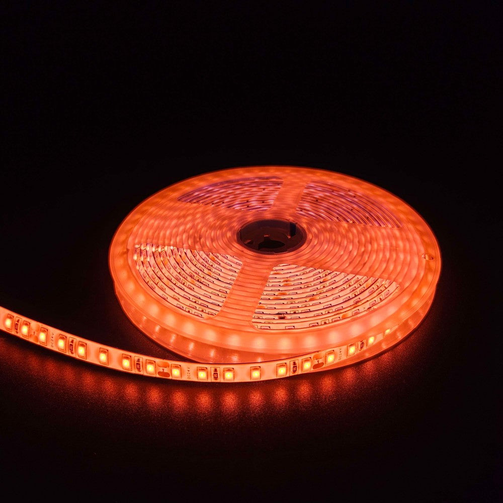 Orange 10W/m LED strip - 5m, 120 LED pr. meter, 24V, IP65 - Vandtæt LED stribe til indendørs og udendørs belysning