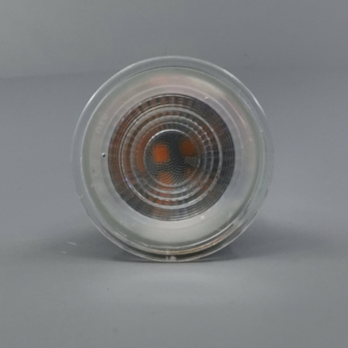 Philips CorePro LED pære 3,5W 2700K 230Lm GU10 36º (360° frame 22)