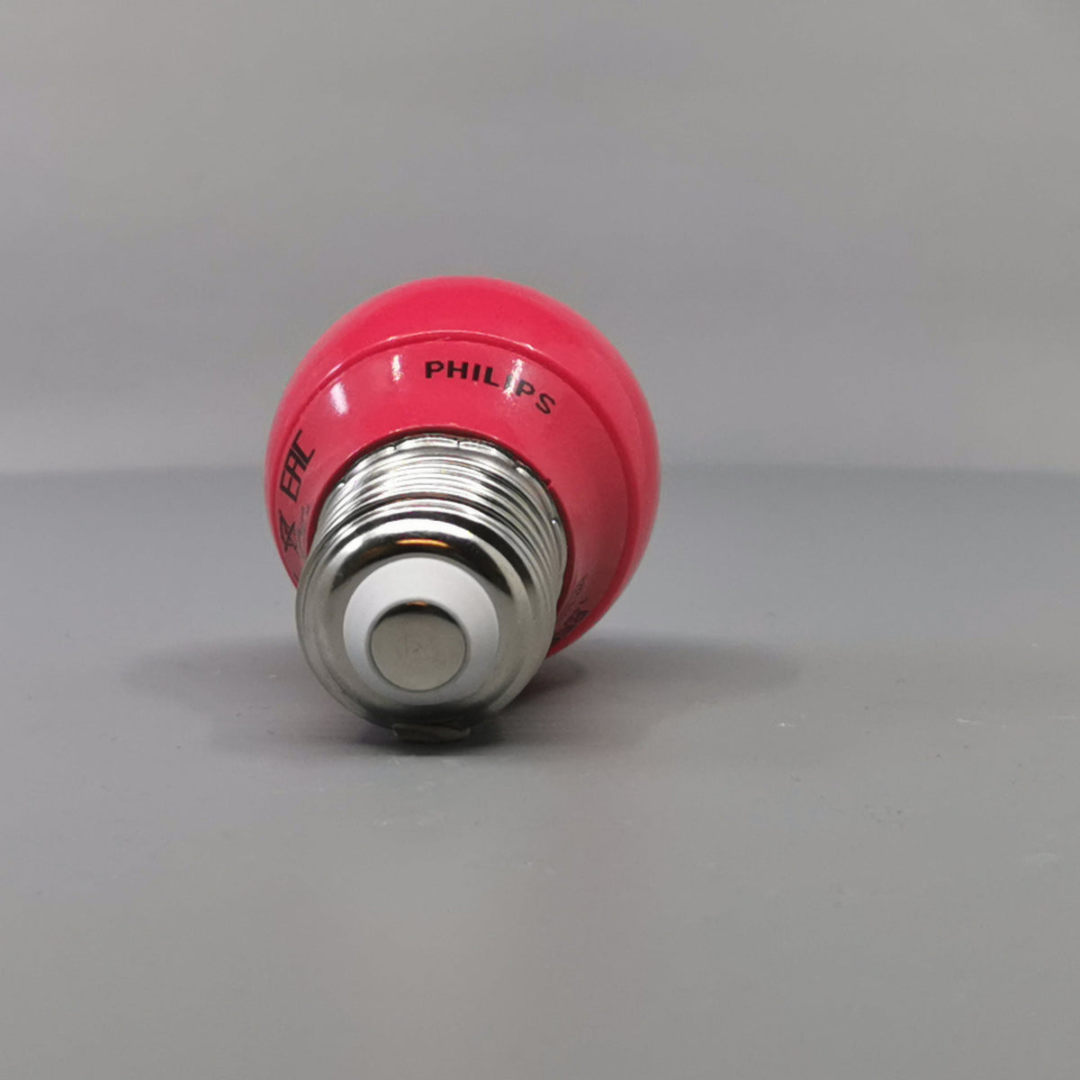 Philips LED Krone Kulørt 3,1W P45 E27 Rød (360° frame 7)