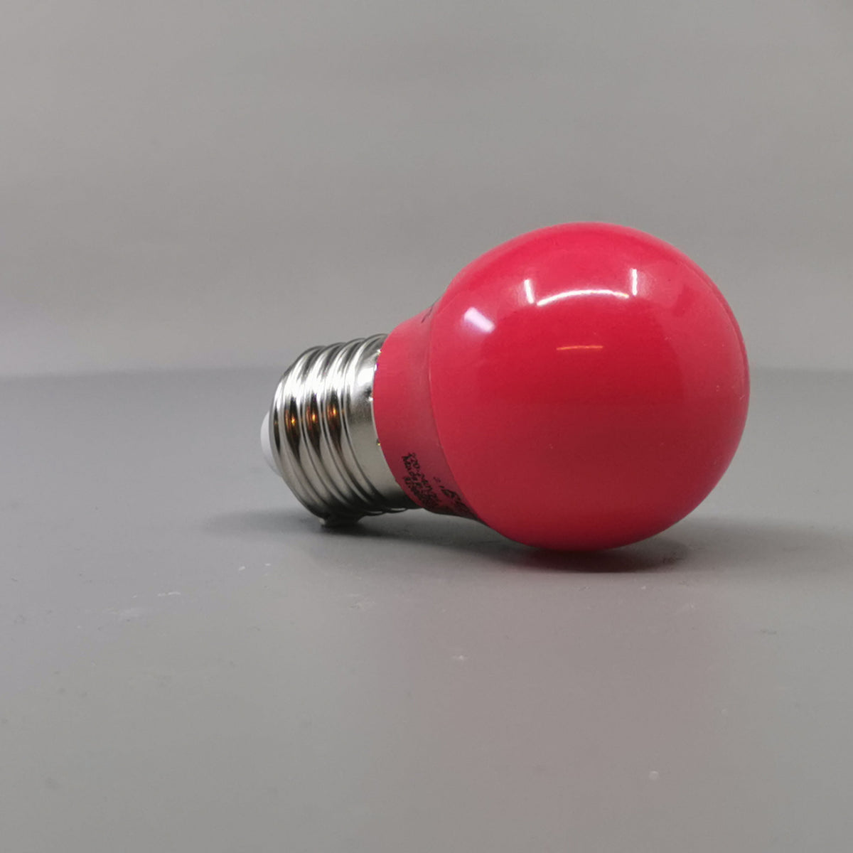 Philips LED Krone Kulørt 3,1W P45 E27 Rød (360° frame 15)