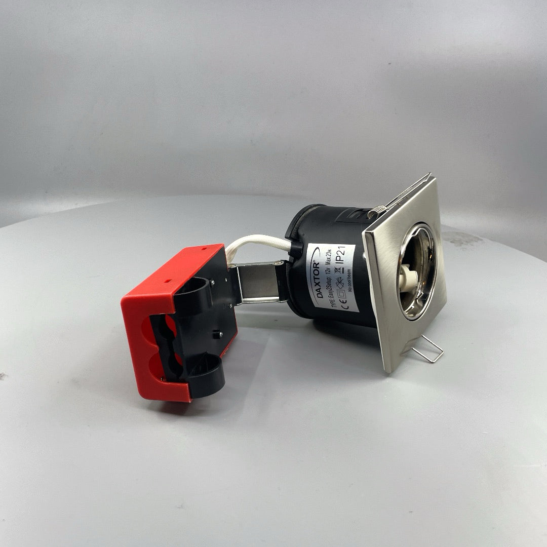 Daxtor Easy 2-Setup MR16 12V firkantet indbygningsspot – maks. 20W (360° frame 21)