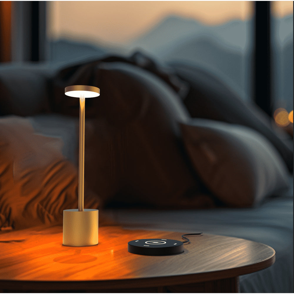 Candela Opladelig LED bordlampe med trådløs opladning - Guld, IP54, Inde/ude, touch dæmpbar