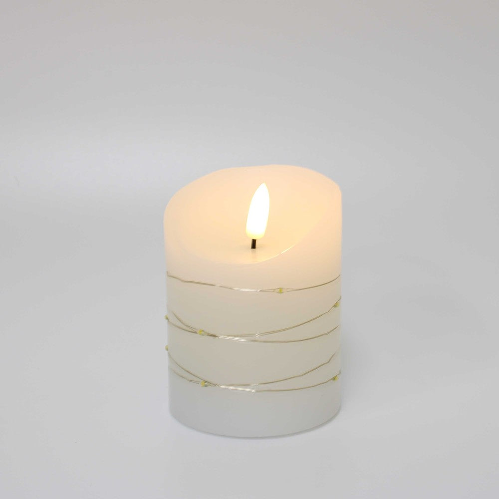 LED Bloklys med lyskæde, flammeeffekt, 10cm høj, inkl. fjernbetjening - Ø7,5cm, ægte stearin