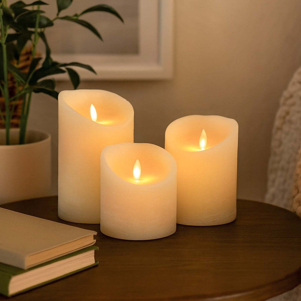 LED Bloklys med bevægelig flamme, hvid, Ø10cm, 3 stk, inkl. fjernbetjening og timer, ægte stearin