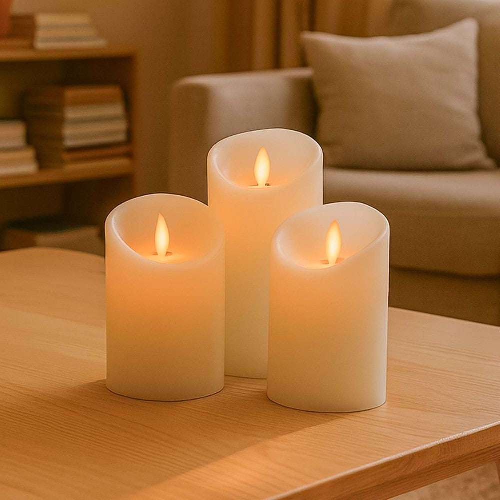 LED Bloklys med bevægelig flamme, hvid, 3 stk, Ø7,5cm, inkl. fjernbetjening og timer, 10/15/20cm høj, ægte stearin