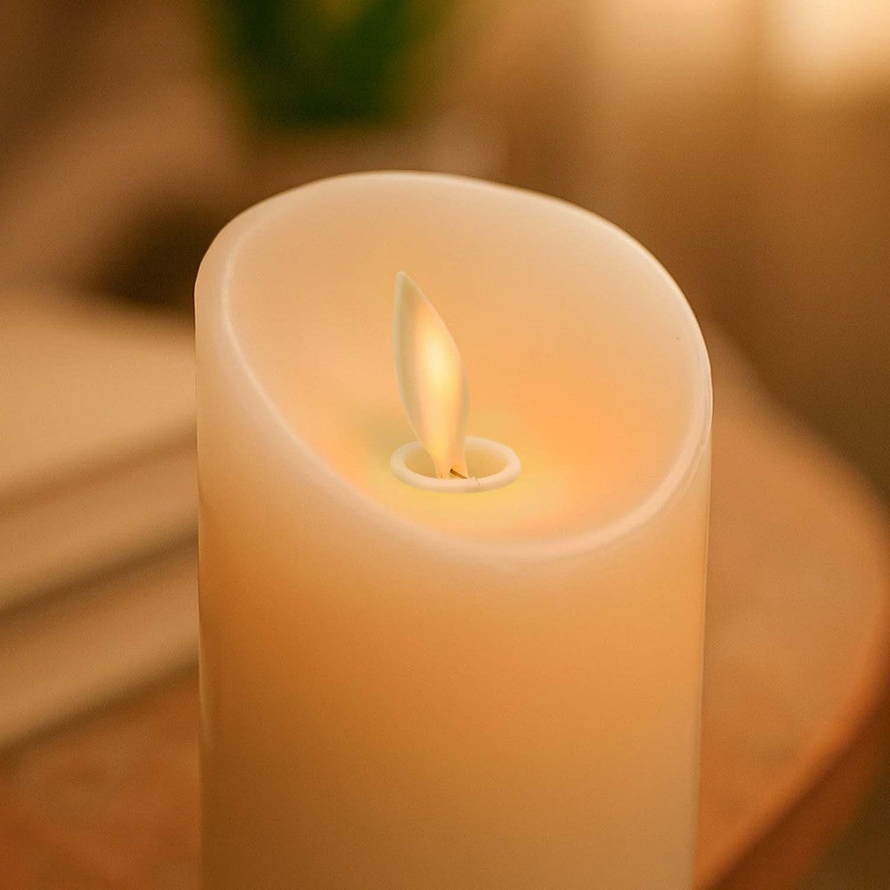LED Bloklys med bevægelig flamme, hvid, 3 stk, Ø7,5cm, inkl. fjernbetjening og timer, 10/15/20cm høj, ægte stearin