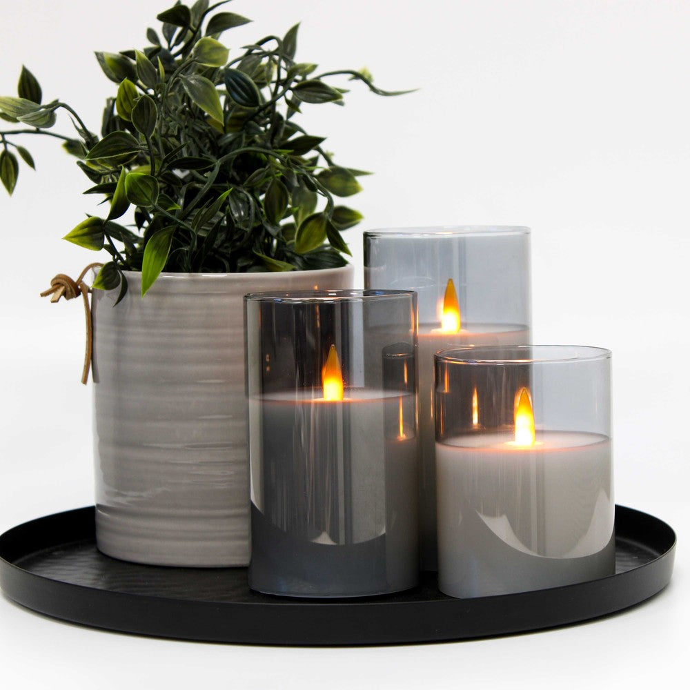 LED Bloklys sæt i røgfarvet glas Ø7,5cm, 3 stk, flammeeffekt - Inkl. fjernbetjening og timer, 10/12,5/15cm høj, ægte stearin