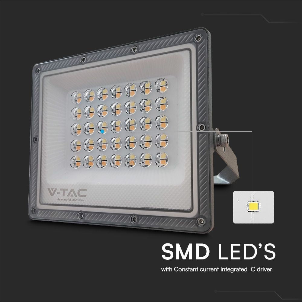 V-Tac 30W LED projektør med CCT og 3 lyskulører til udendørs brug, arbejdslampe - 2350lm, RA80, IP65, 230V input