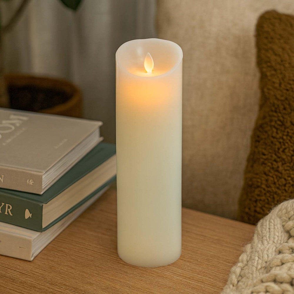 LED XL Bloklys 30cm høj med flammeeffekt og fjernbetjening - Hvid - Ægte stearin - Timer inkluderet