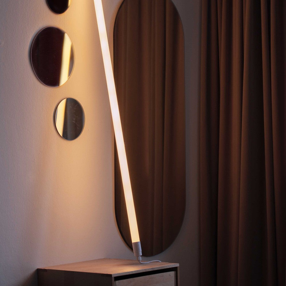 LEDlife Neon Tube LED 120 cm, Varm hvid inkl. ledning - Designer rør
