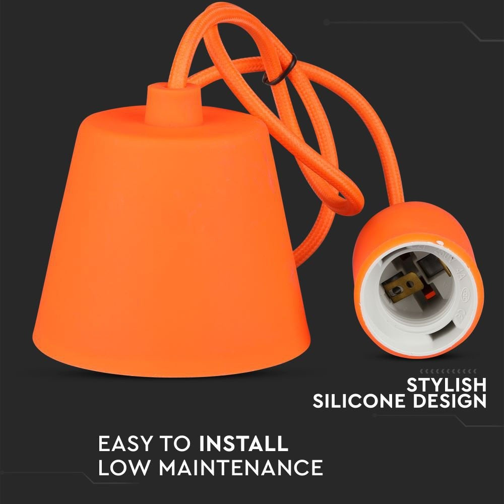 Silikone E27 pærefatning i frisk orange farve til en moderne og stilfuld belysning. Perfekt til at skabe en varm atmosfære i ethvert rum.