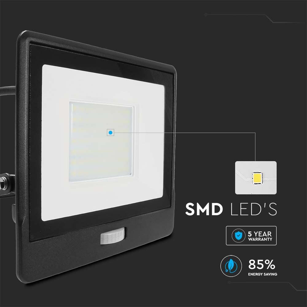 PIR sensor projektør 50W med Samsung chip og 1m kabel - 6500K, sort hus