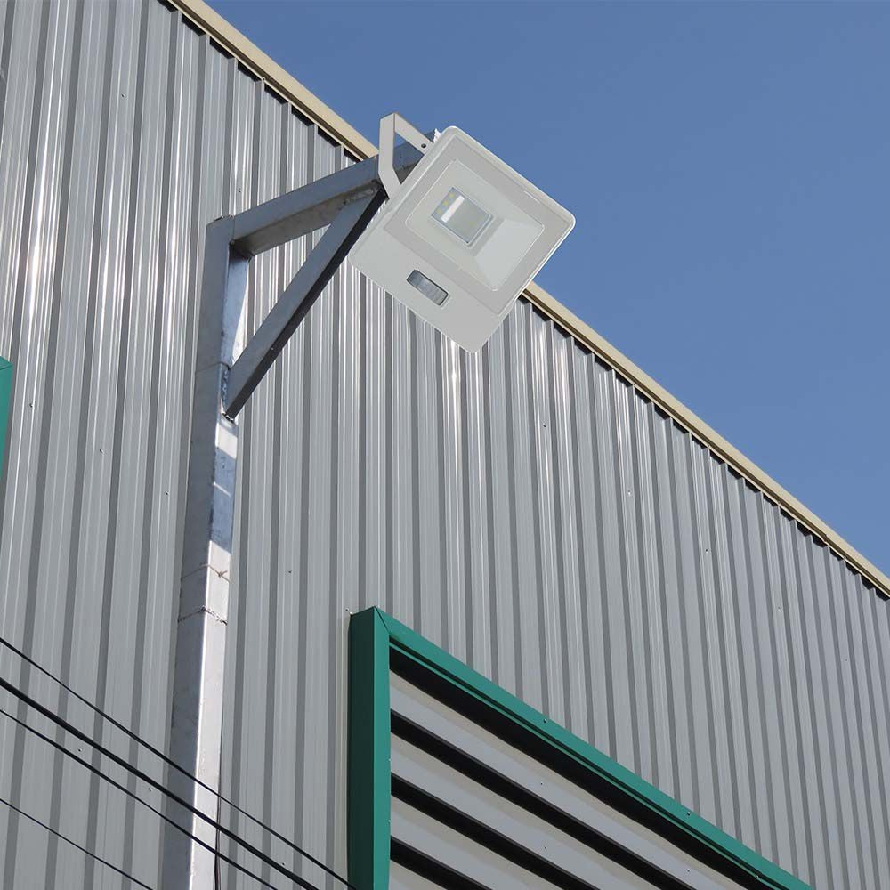 50W LED projektør med PIR sensor, Samsung Chip, 1m kabel, 4000K, hvidt hus - Energibesparende belysning til udendørs områder