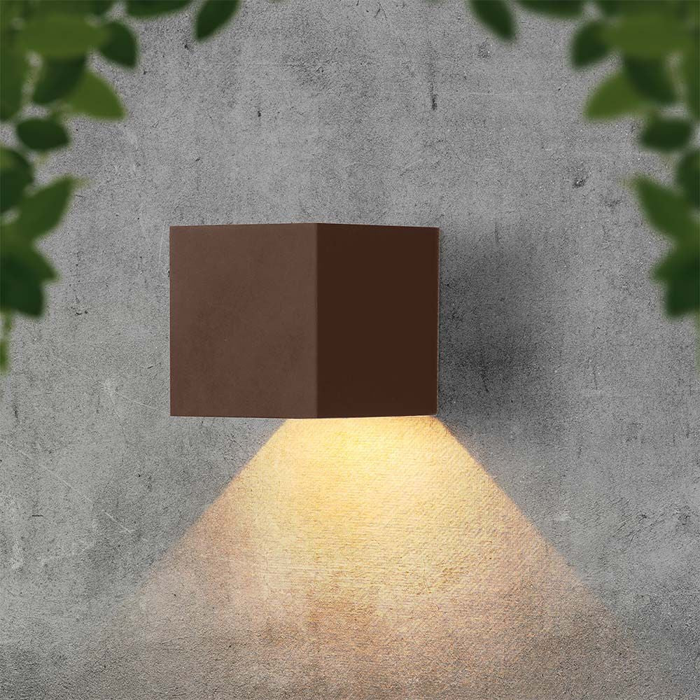 9W LED Væglampe med COB, Solcelle, PIR Sensor, 4000K i Corten-finish og IP65-klassificering
