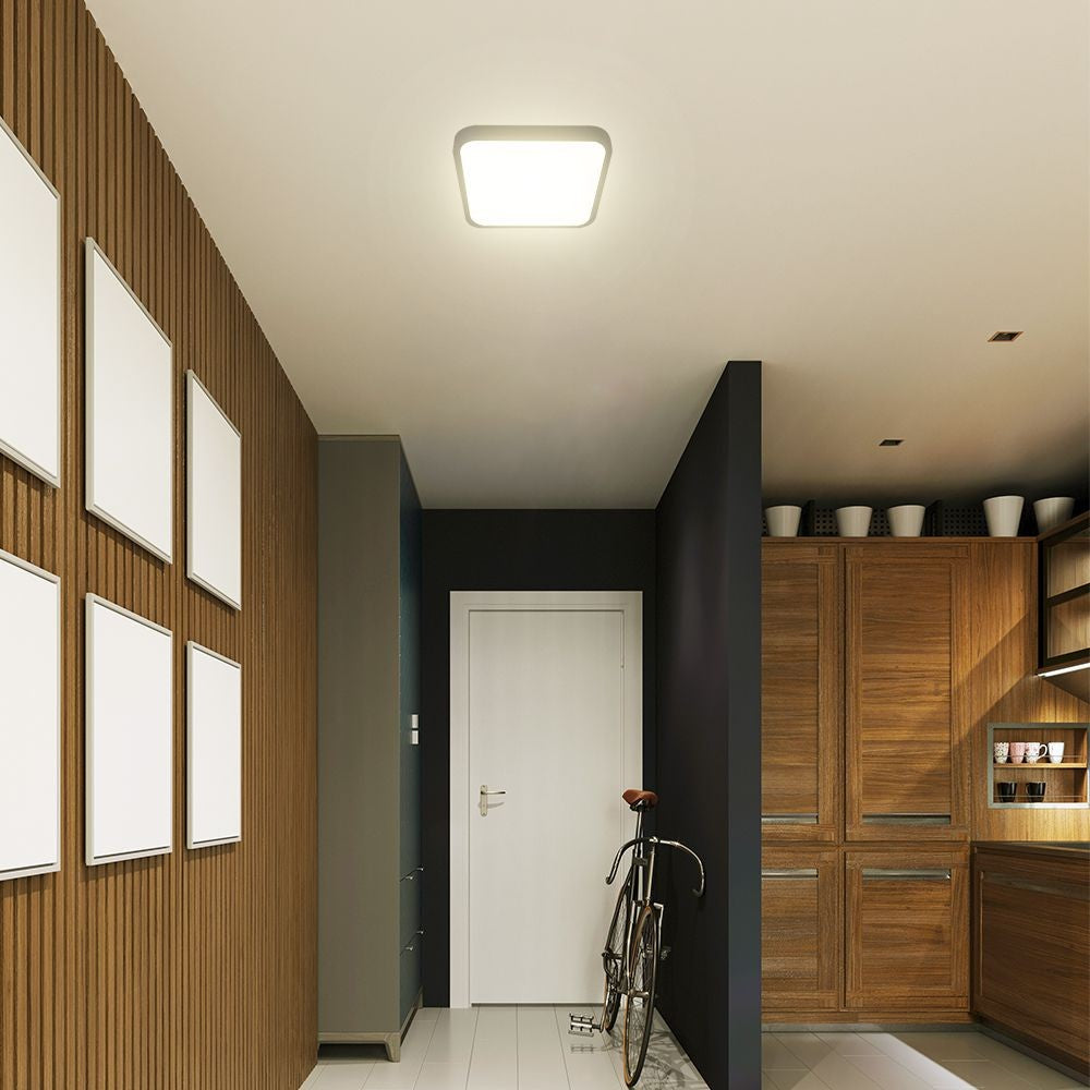 18W LED Dome Lampe med Sensor, Samsung Chip, 4000K, Kvadratisk Design, Sort Ramme, IP44 Godkendt