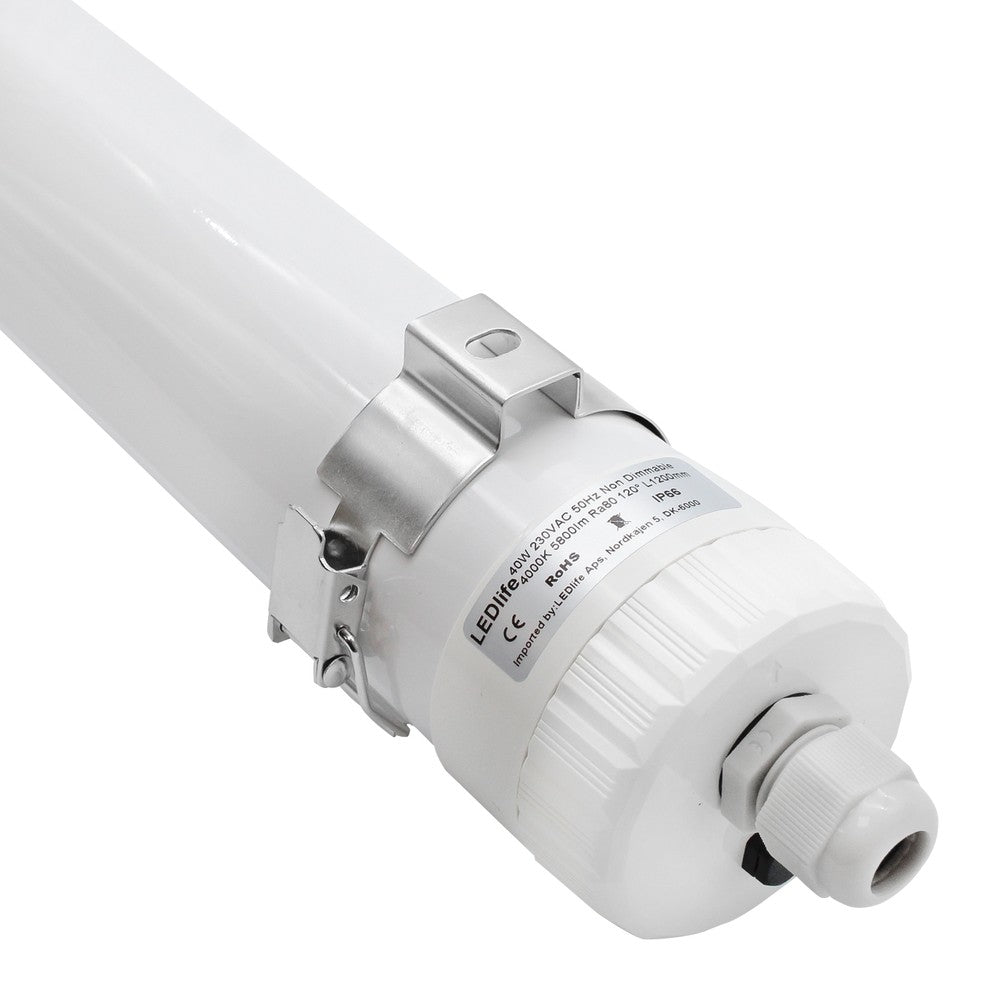 Dura66 40W LED armatur - 120 cm, IP66, gennemfortrådet, IK10, 145lm/W