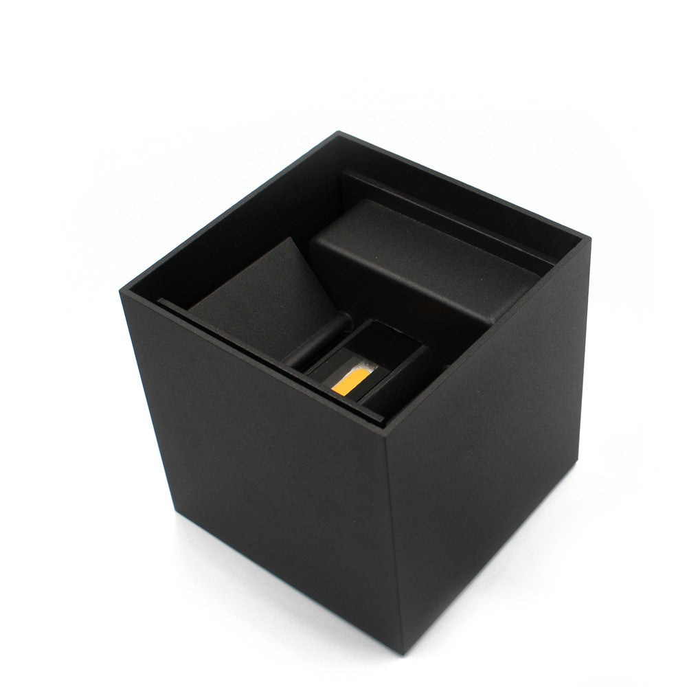 LEDlife CUBIC 6W Dæmpbar Sort Væglampe op/ned Justerbar IP65 inkl. Lyskilde - Inde/Ude Anvendelse