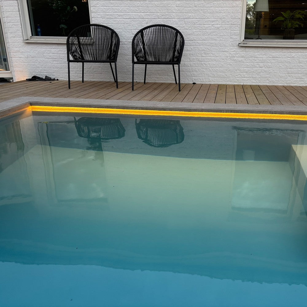 15m Vandtæt LED Pool Strip med 120 LED pr. meter, 7,5W/m, 24V, IP68, RA80, 750lm/m - Ideel til poolbelysning