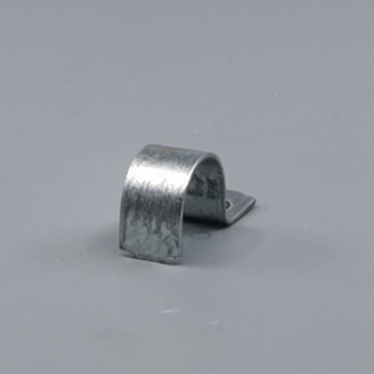 Kabelbøjle 16mm 1 lap forzinket - pr. stk. (360° frame 9)