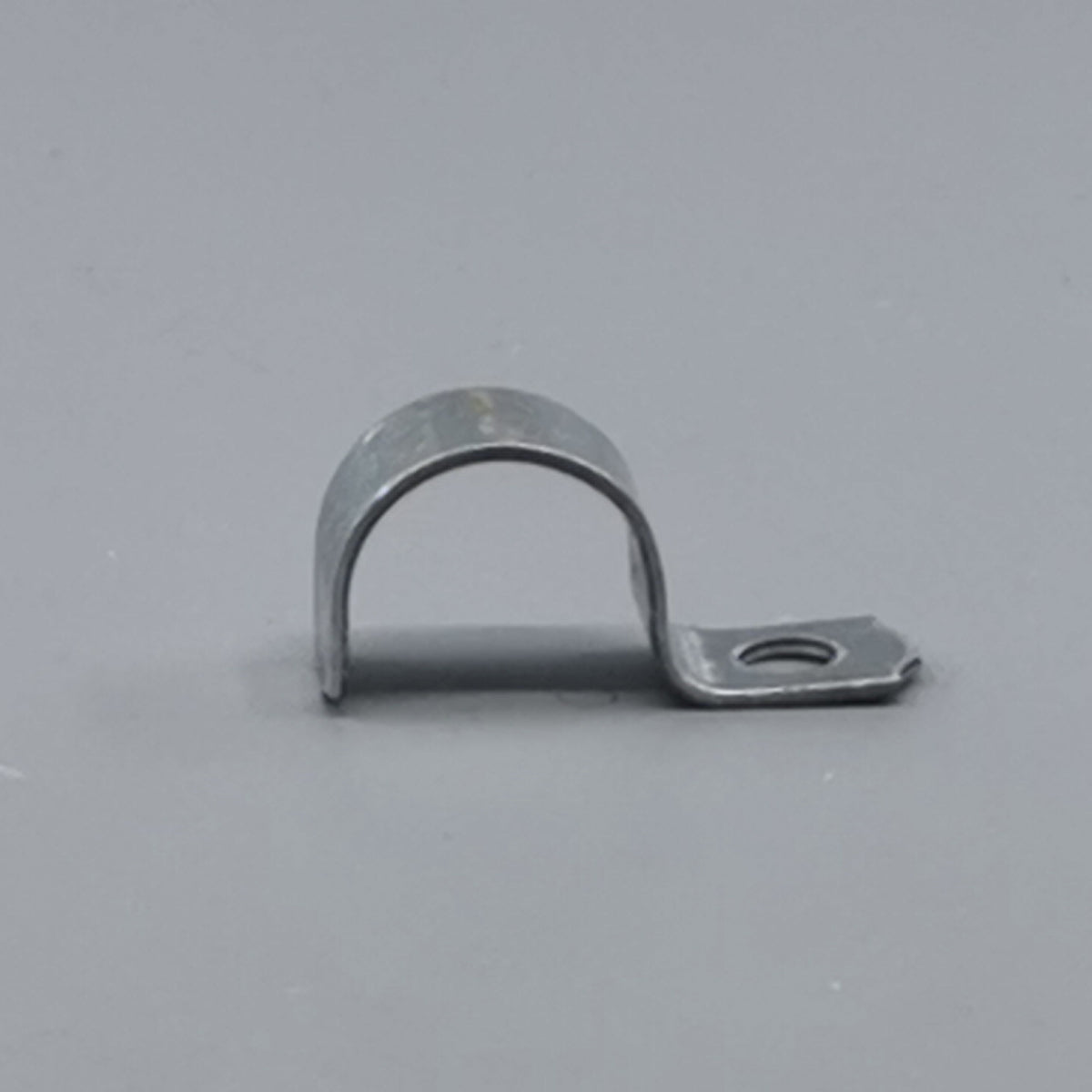 Kabelbøjle 16mm 1 lap forzinket - pr. stk. (360° frame 13)