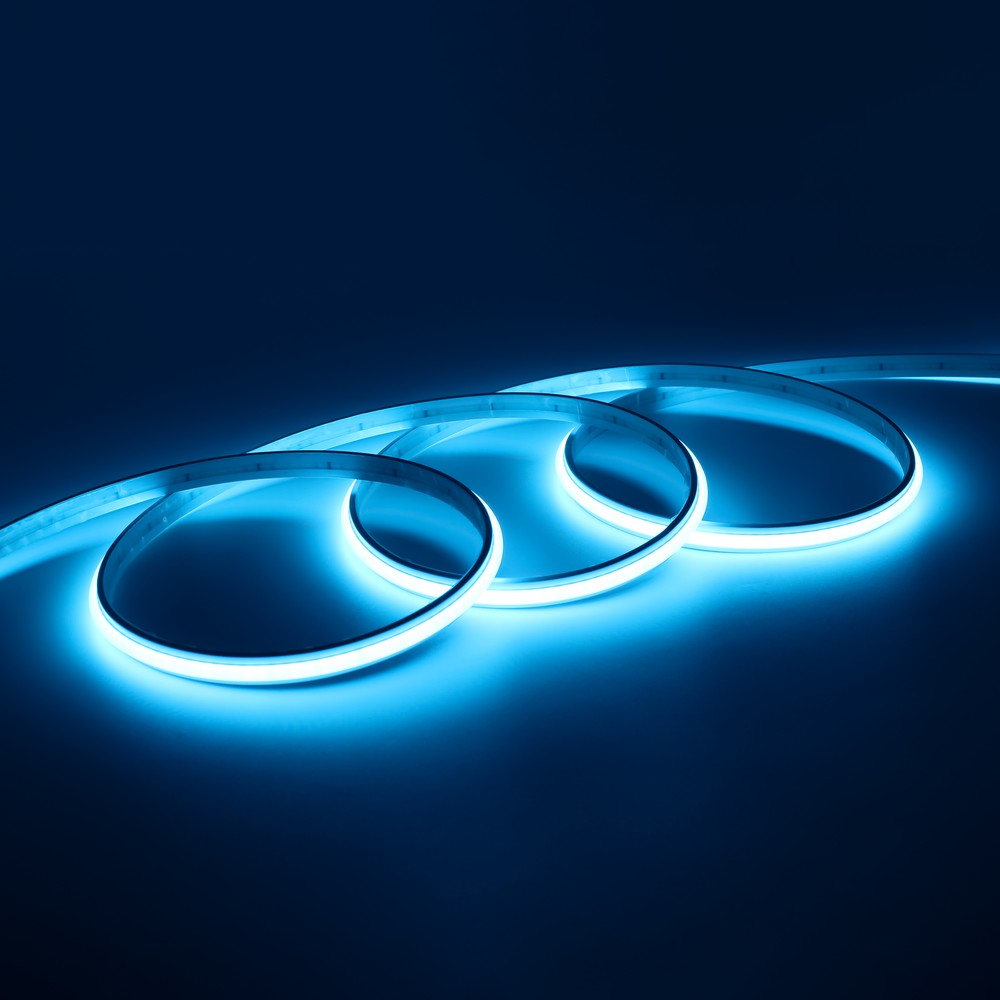 Lyseblå Dot-free COB-LED strip - 5m, IP20, 240 LED pr. meter, 24V, 9W/m LED-bånd