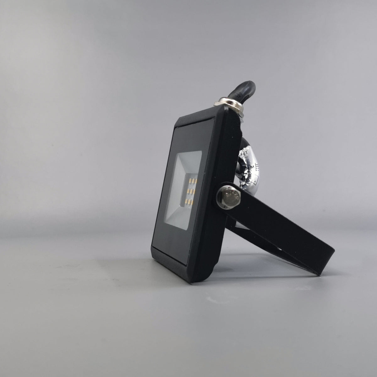 10W LED projektør 3000K 850Lm sort (360° frame 6)