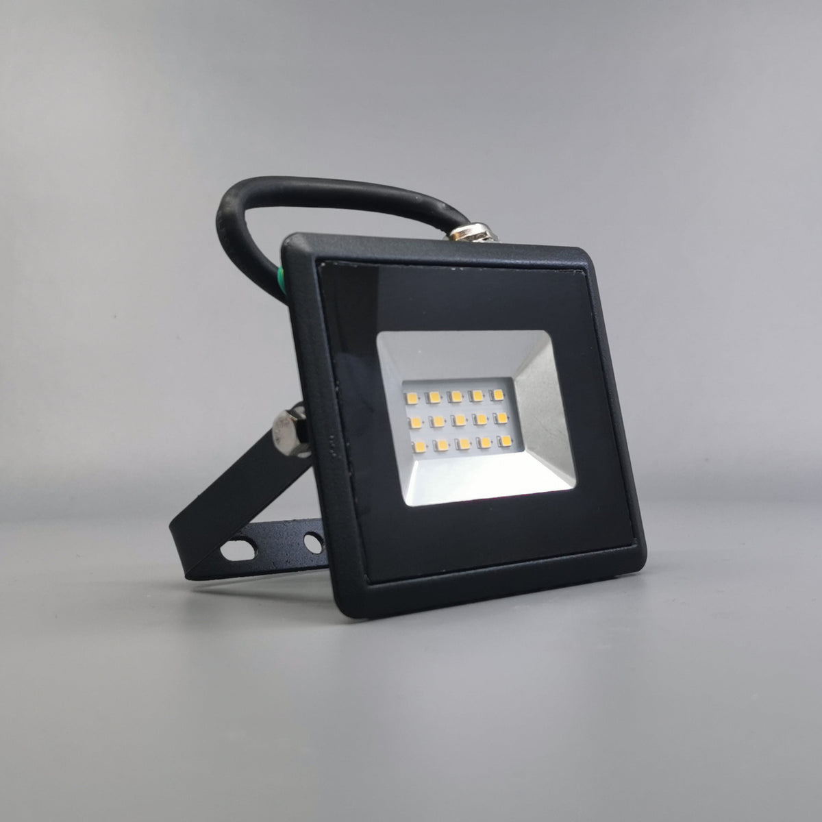 10W LED projektør 3000K 850Lm sort (360° frame 22)