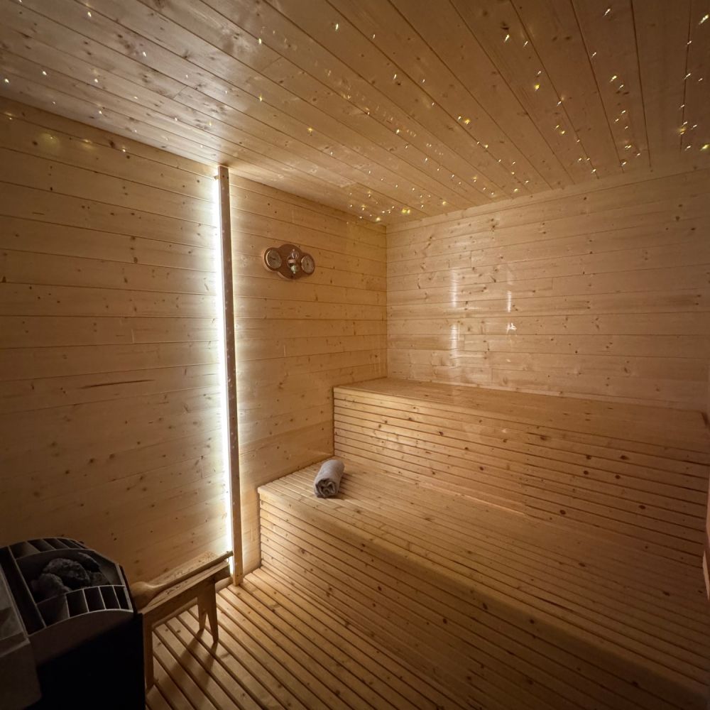 LEDlife Sauna LED strip - 1M, 8W pr. meter, IP68, 24V Sauna LED strip - 1M, 8W pr. meter, IP68, 24V, høj farvegengivelse