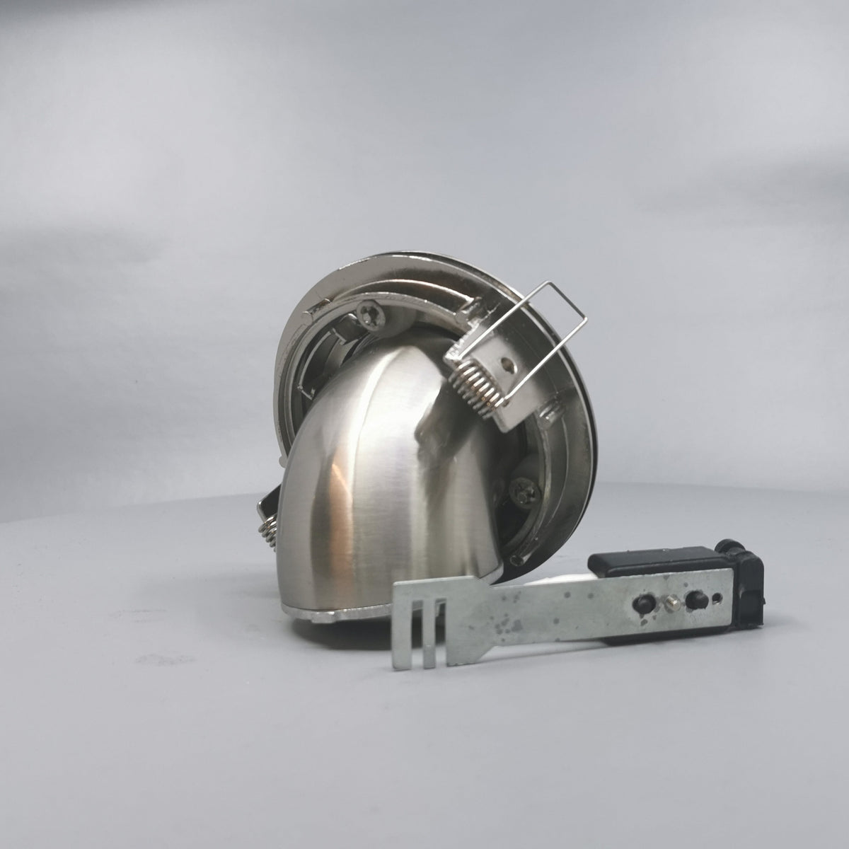 Downlight 12V GU4 max 50W Børstet 90° kipbar + 360° rotering (360° frame 15)