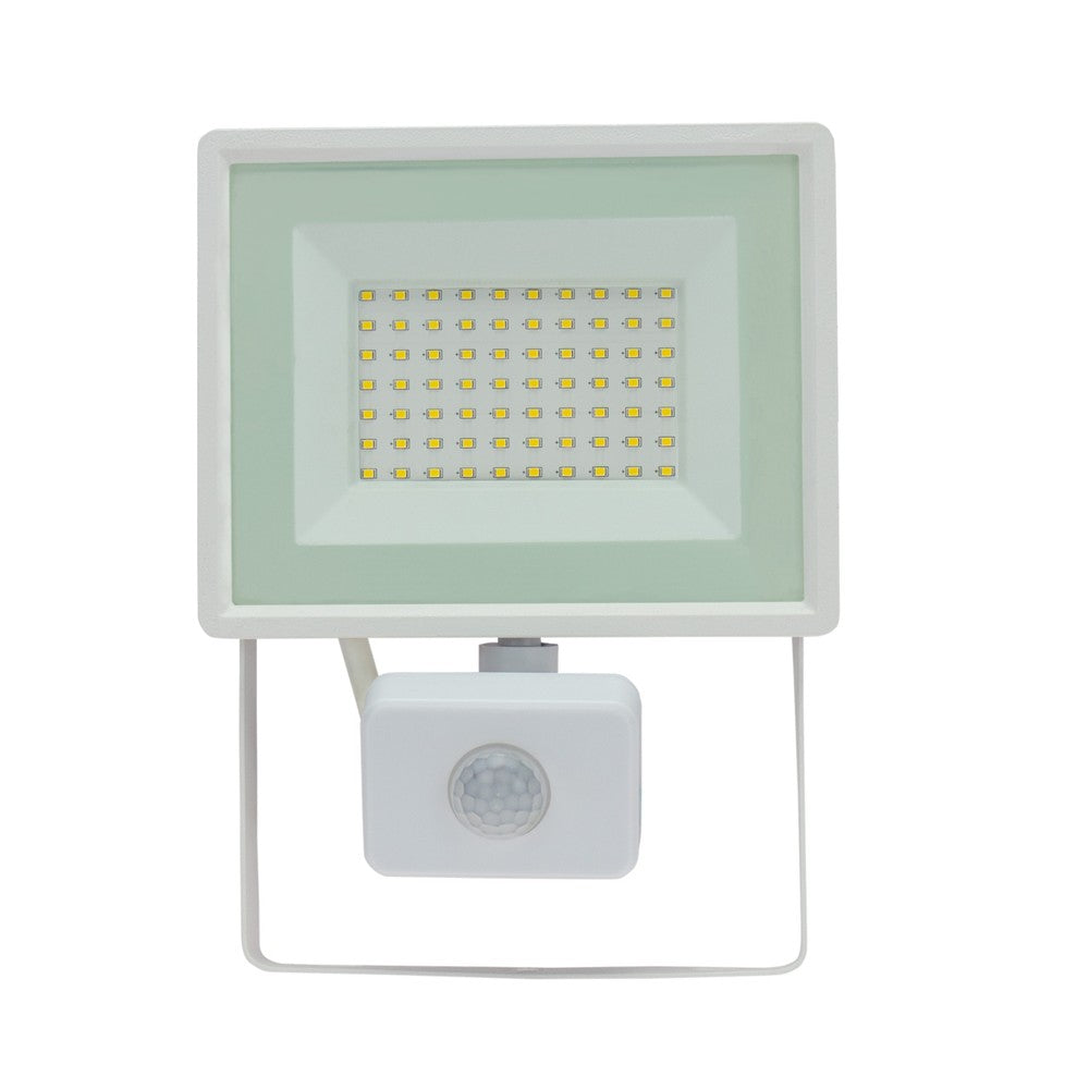 NOCTIS LUX 3 PROJEKTØR 50W 230V IP44 HVID m/PIR-sensor. 4700lm, RA70. 180x215x53mm.