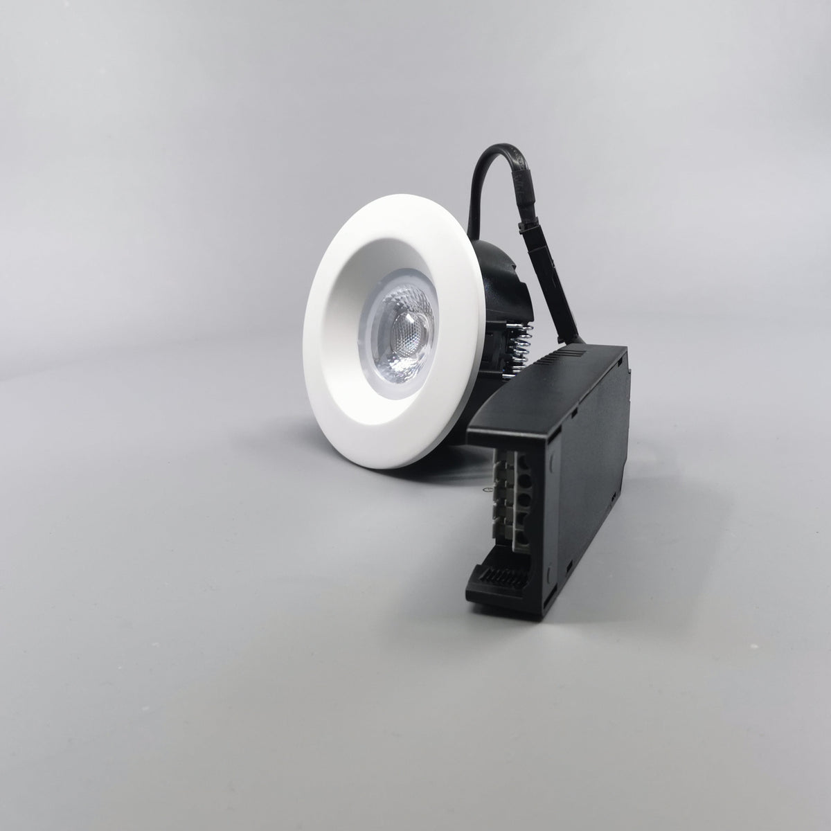 Diospot 30 One 6W 3000K 38° dæmpbar 32mm - hvid (360° frame 5)