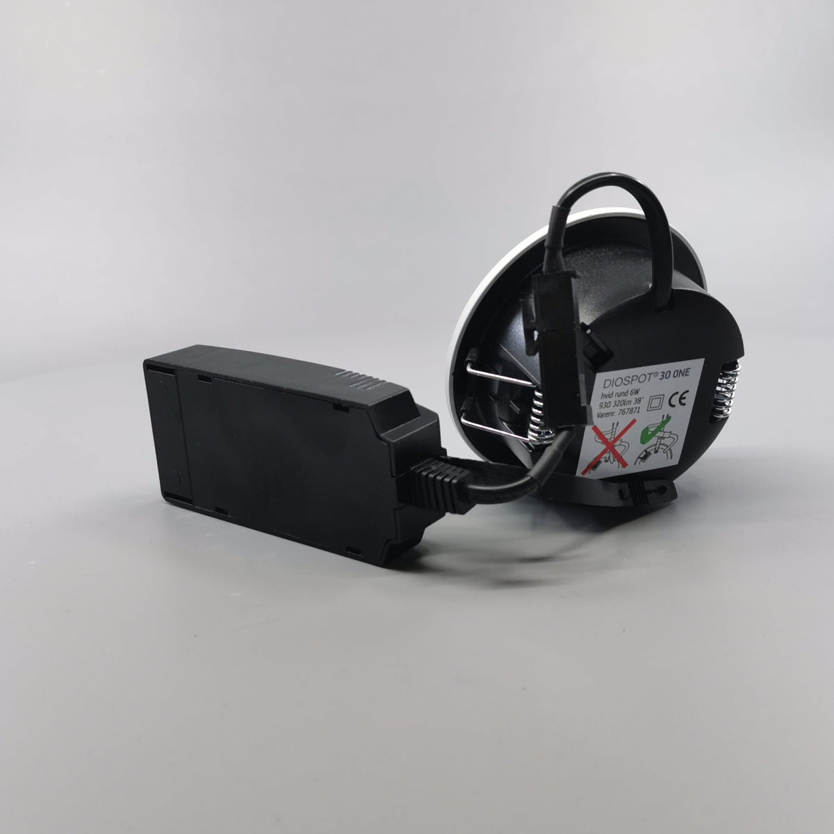 Diospot 30 One 6W 3000K 38° dæmpbar 32mm - hvid (360° frame 12)