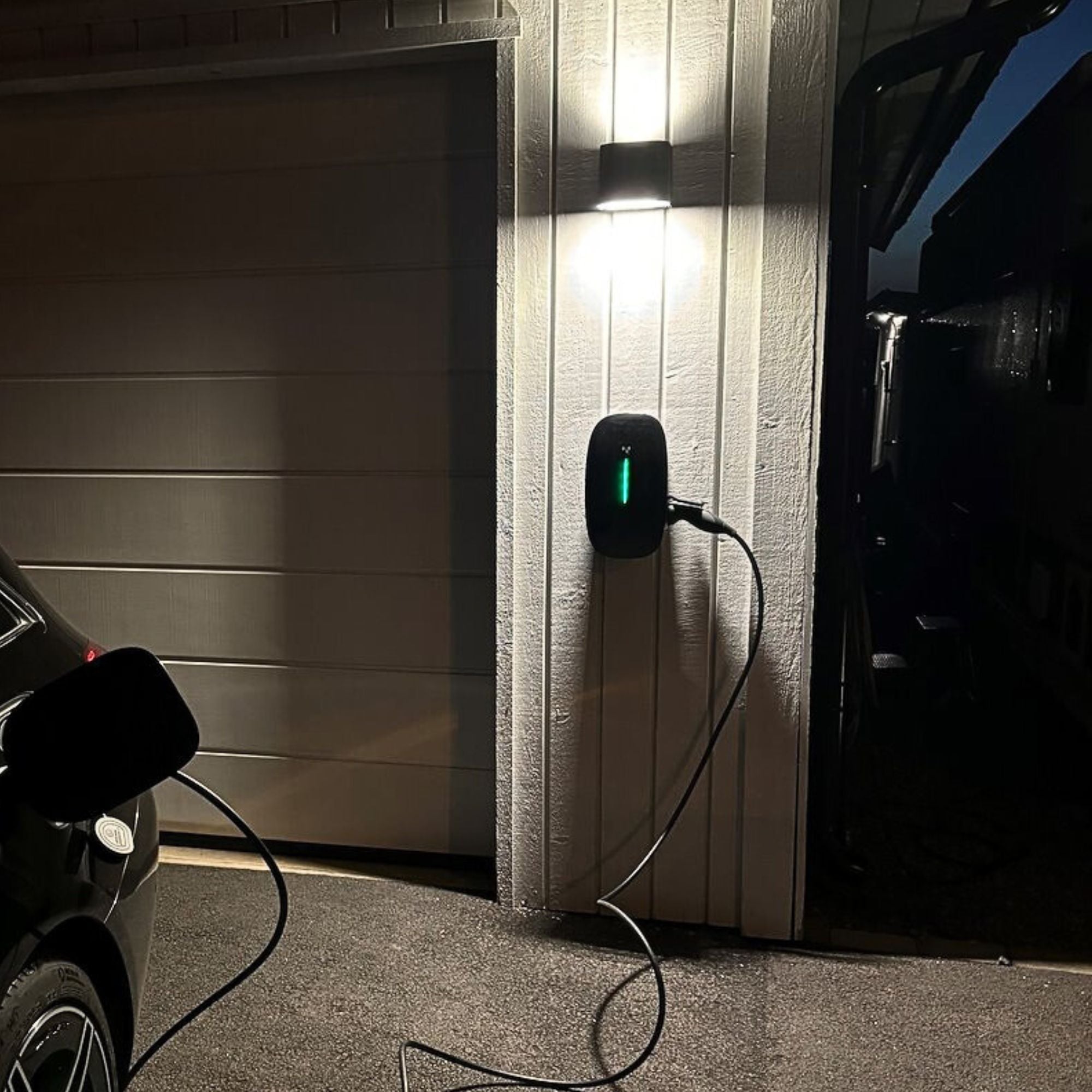 Evon - All in One Ladestation 11kW m. WIFI og 4G