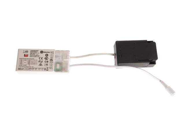 DIOLUM Alexa ll 18-24W On/off 830 30x60 UGR19