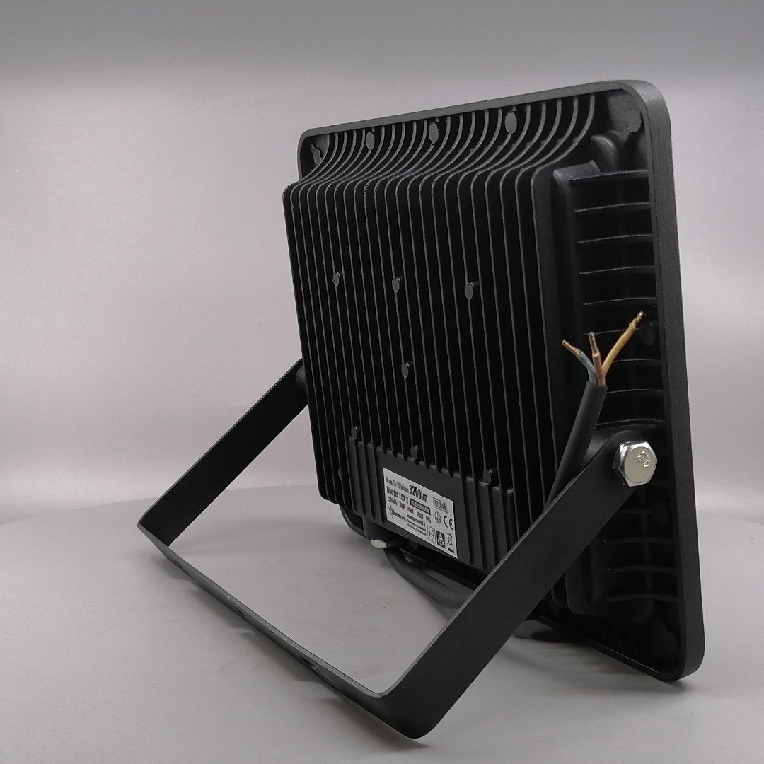 100W LED Projektør 4000K 8200 Lumen (360° frame 17)