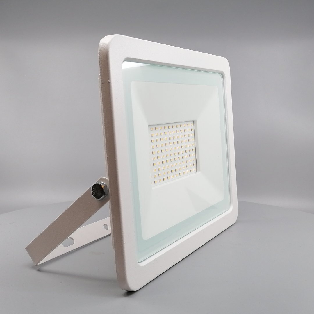 100W LED Projektør 3000K 8100 Lumen (360° frame 21)
