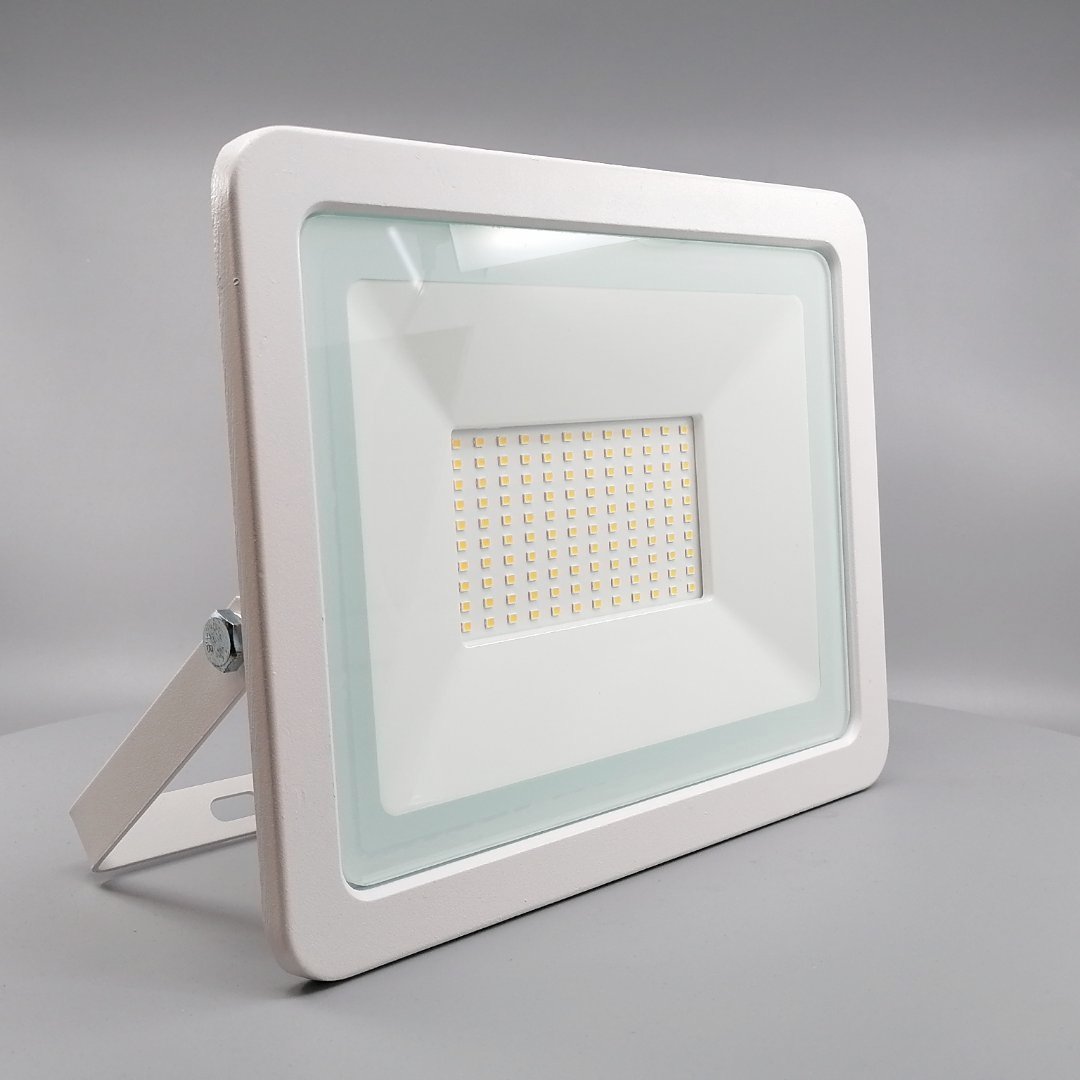 100W LED Projektør 3000K 8100 Lumen (360° frame 22)