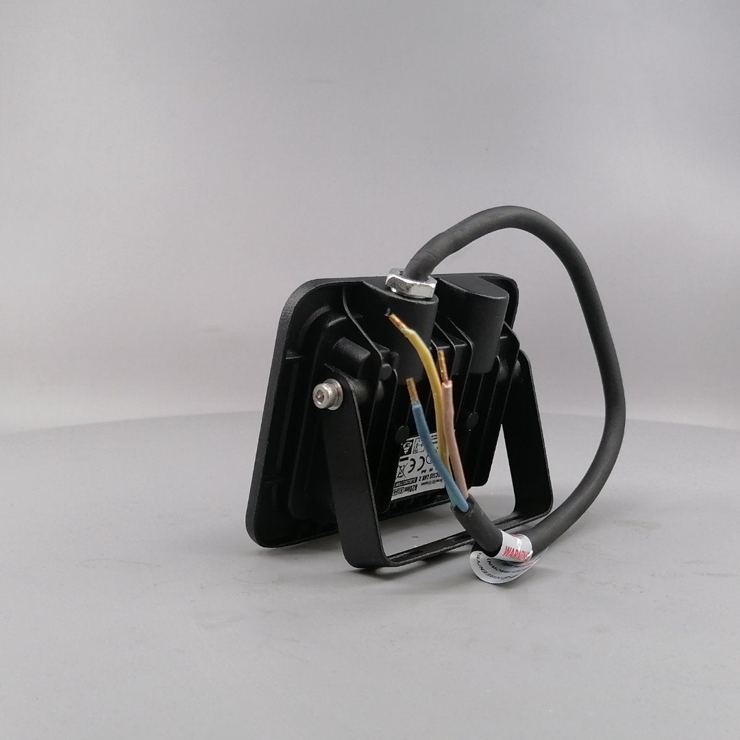 10W LED Projektør 6000K 830 Lumen (360° frame 10)