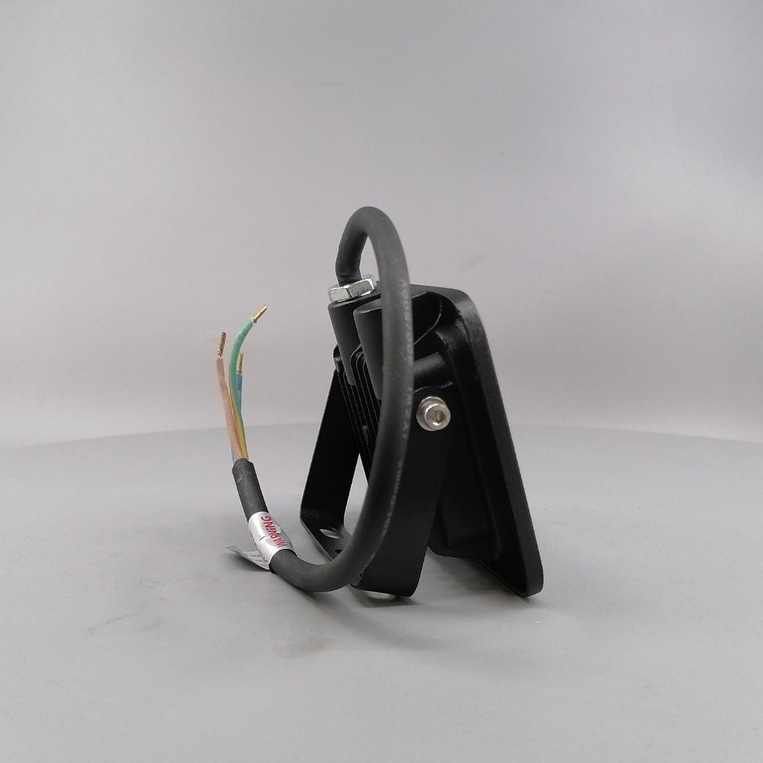 10W LED Projektør 6000K 830 Lumen (360° frame 18)